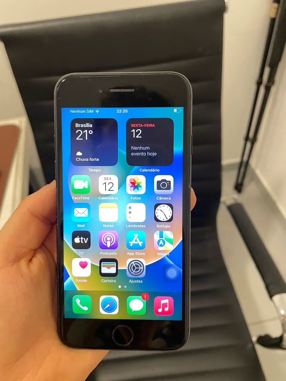 Iphone SE 2020 (Funciona por Assistive Touch)  - Foto 2