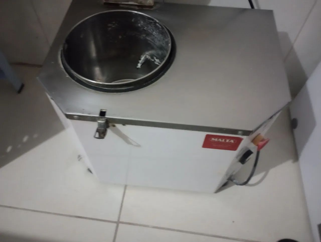 masseira Malta de 7 kg semi-nova - Foto 3