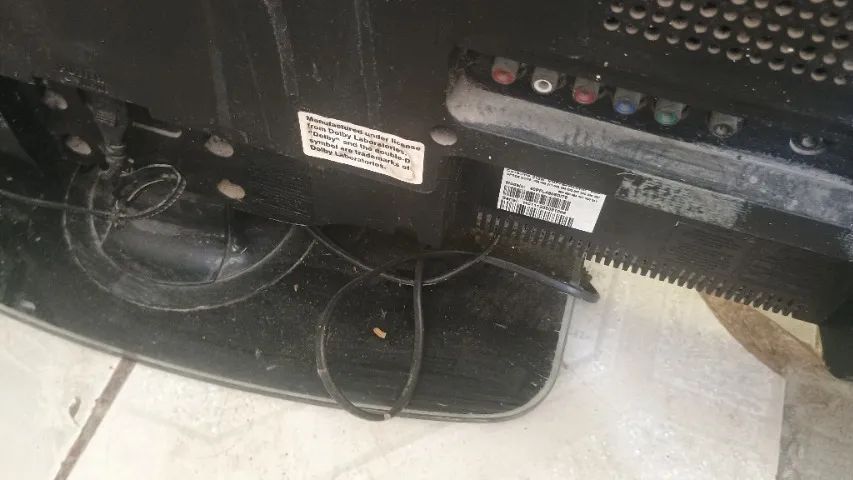 TV Philips LCD 40PFL4606 40? - Tela Ressecada - Foto 5