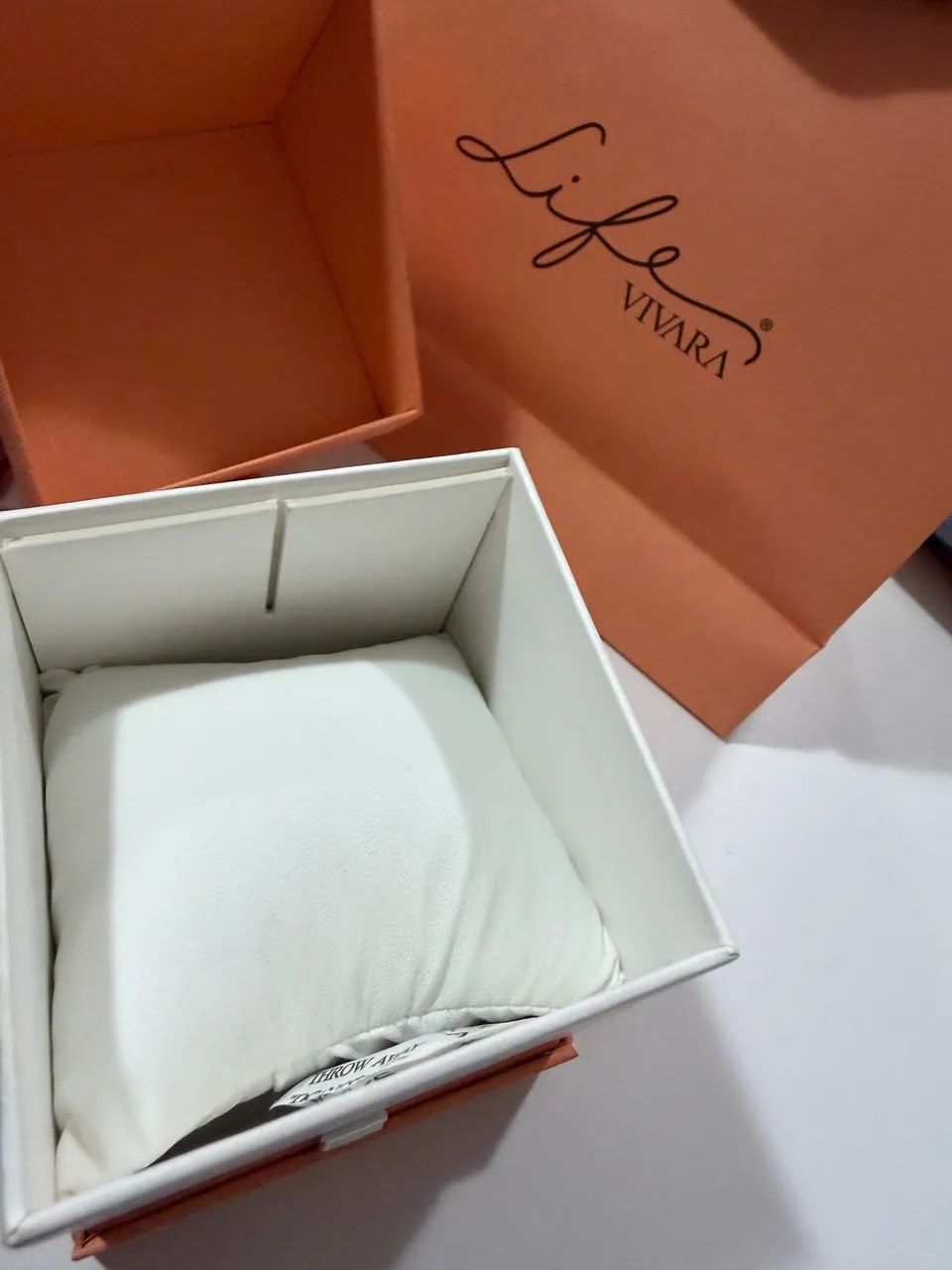 caixinha vivara original para relógio, com sacola, lacre e envelope original - Foto 5