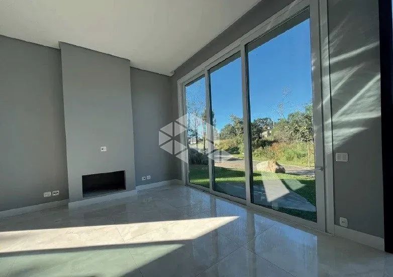 Casa com 3 suítes, 200 m2 privativos, no Loteamento Terras Altas em Gramado - Foto 3