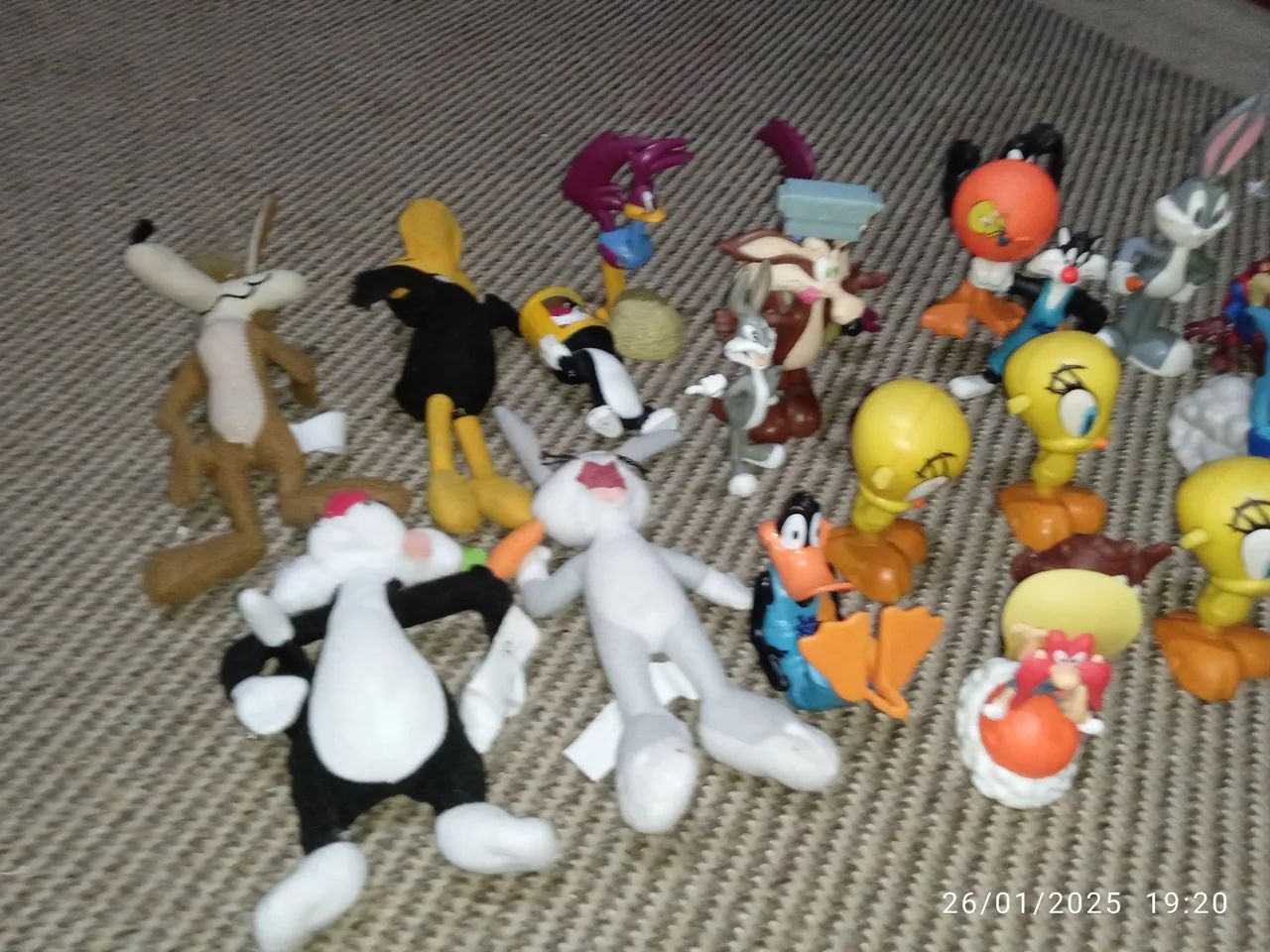 Personagens Looney Tunes- kit com 22 peças  - Foto 3