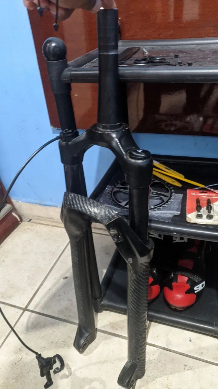 Suspensão rockshox recon 