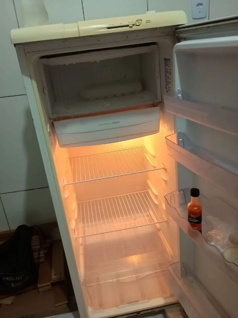 Geladeira Eletrolux RE31  - Foto 5