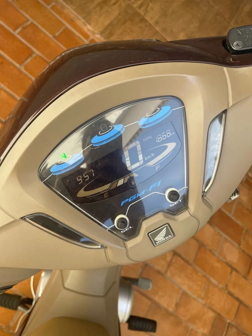 Honda Biz 2022 - Foto 4