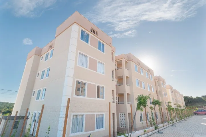 Alugo Apartamento Mirantes Caminho do Mar - 2 Quartos - Condomínio Club
