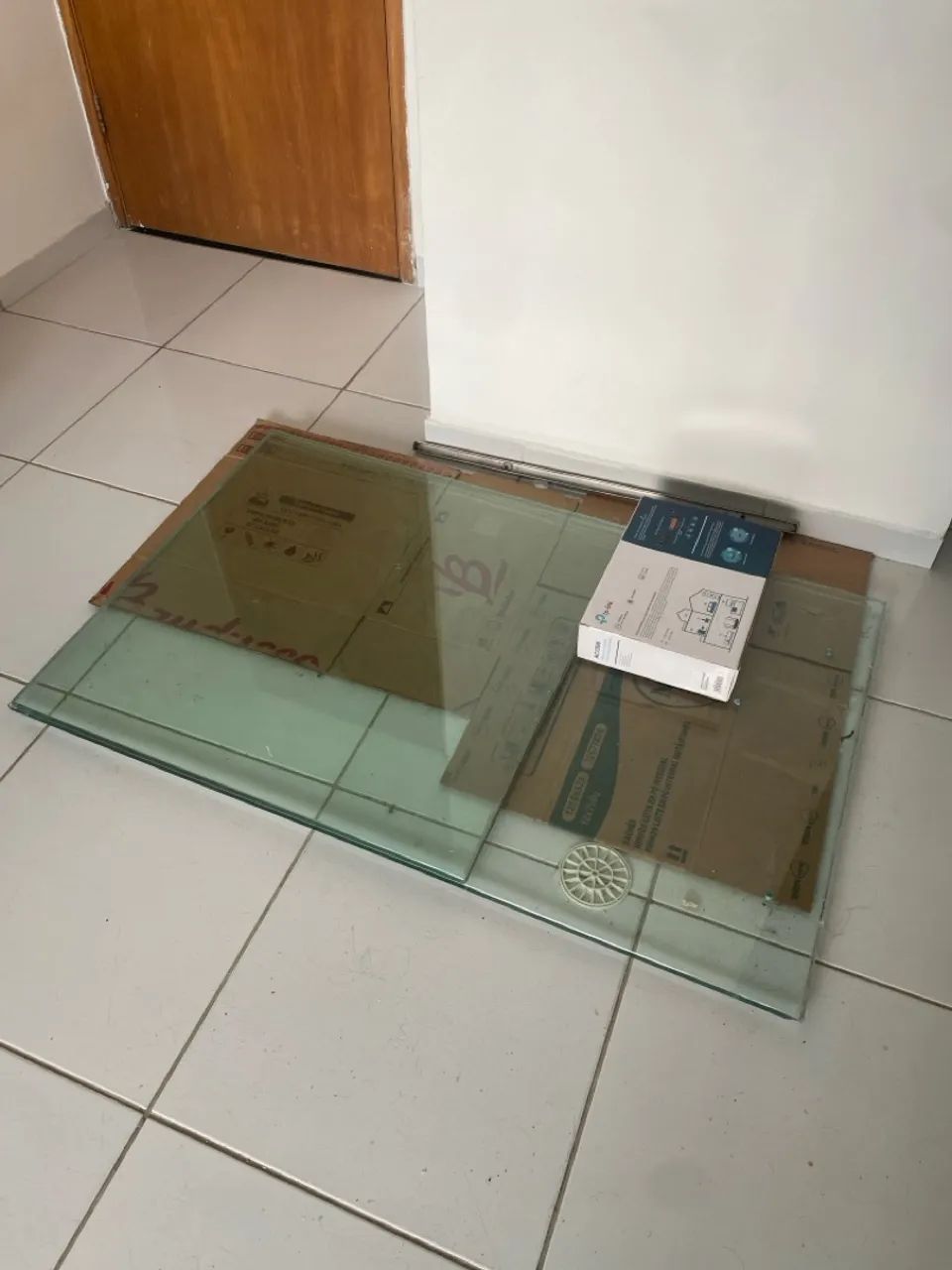 Mesa de Jantar de Vidro Moderna - Foto 2