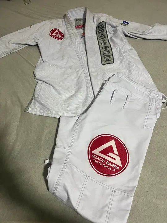 Kimono de Jiu-Jitsu Gracie Barra - Branco