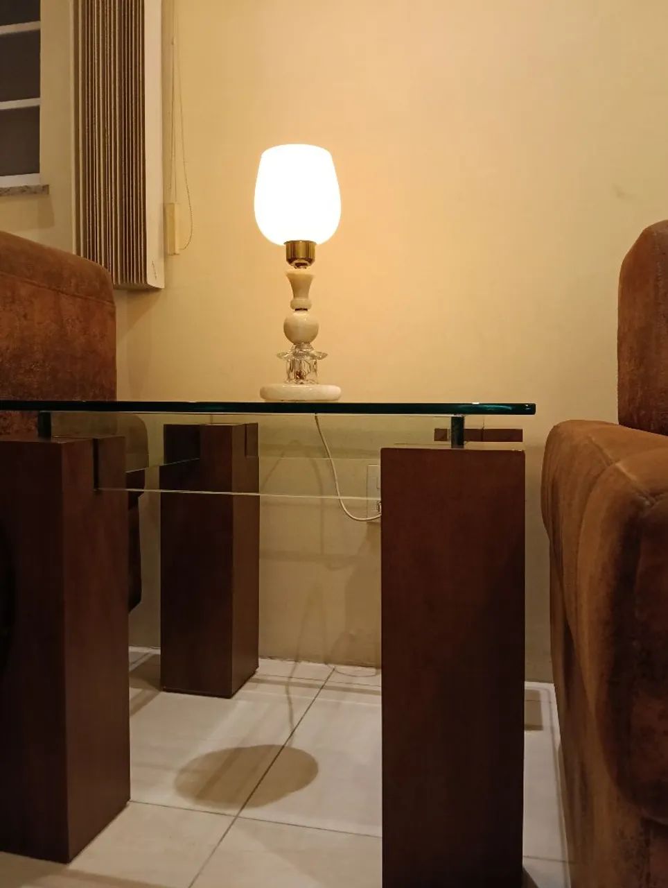 Mesa de centro contemporânea 