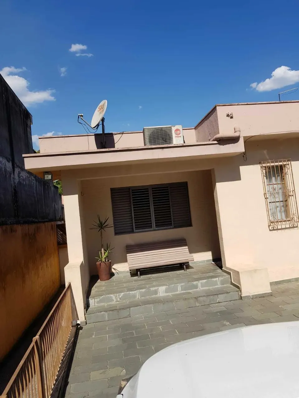 Casa em Rua Antônio Teixeira - Serpa - Caieiras/SP