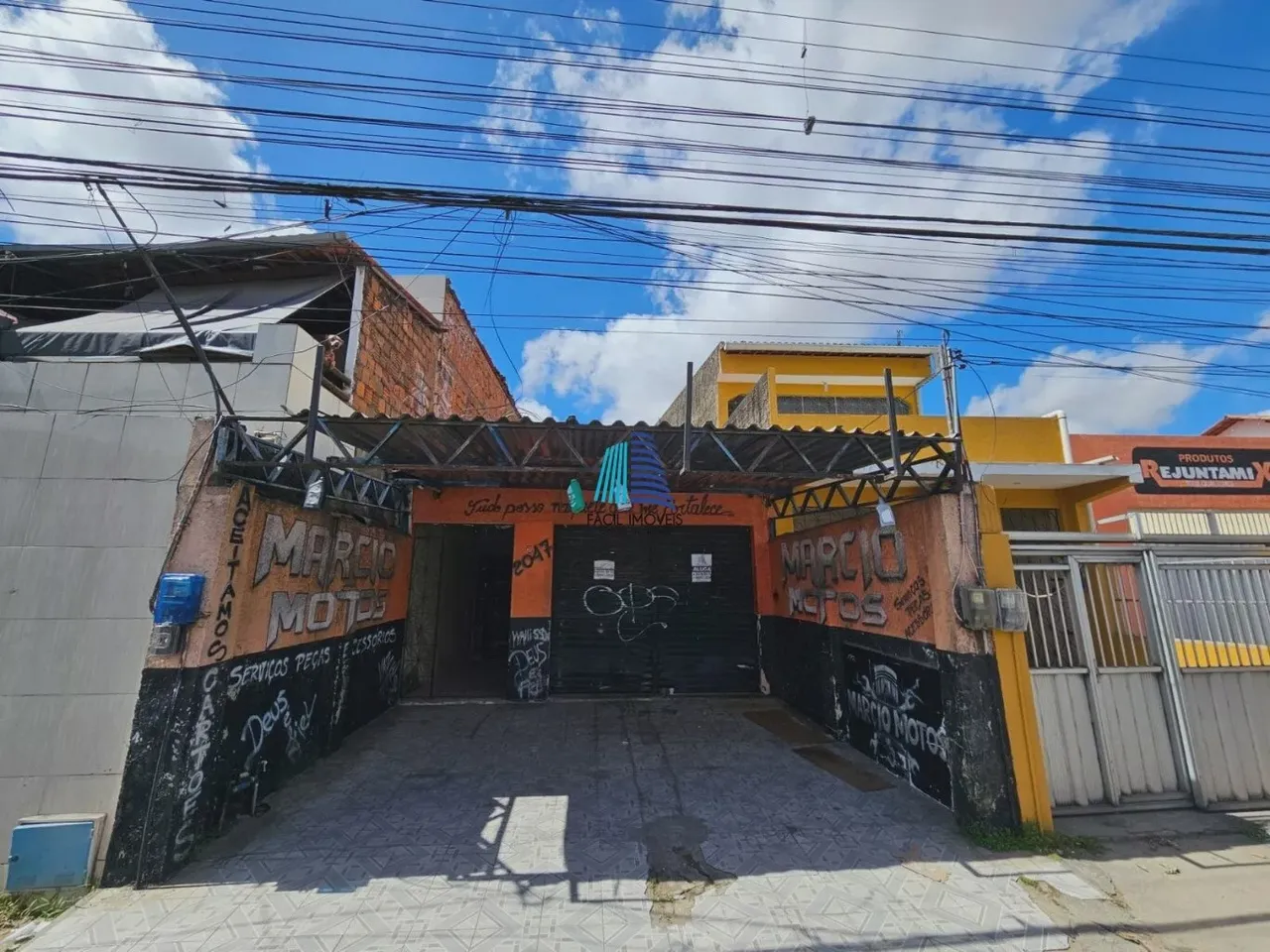 PONTO COMERCIAL AV. AUGUSTO DOS ANJOS, Nº: 2047 LOJA - VILA PERI - LO309