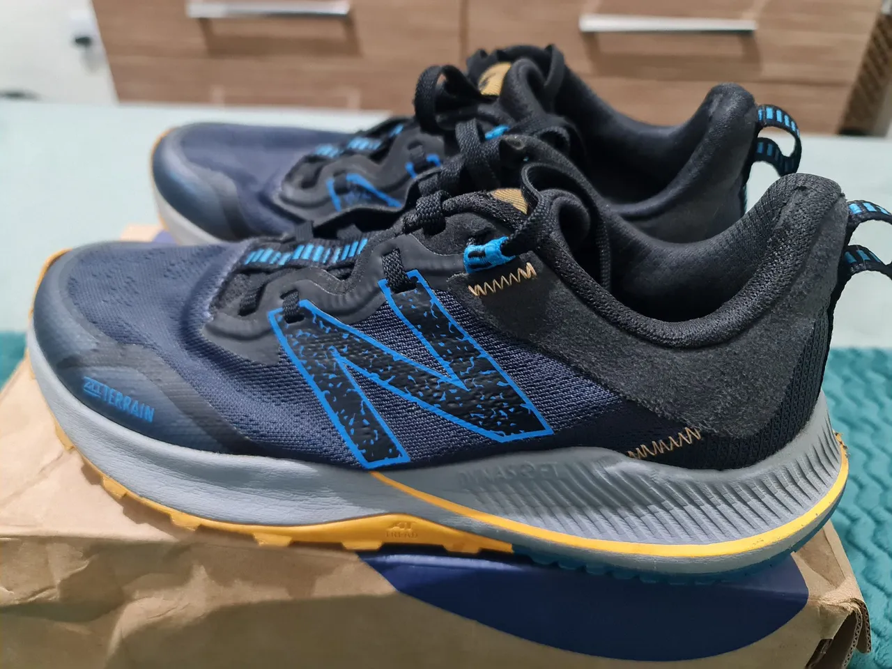 Tênis New Balance All Terrain Azul 40
