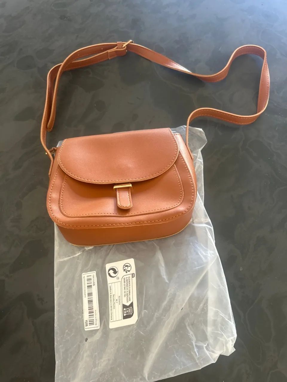 Bolsa de Ombro Clássica - Cor Marrom