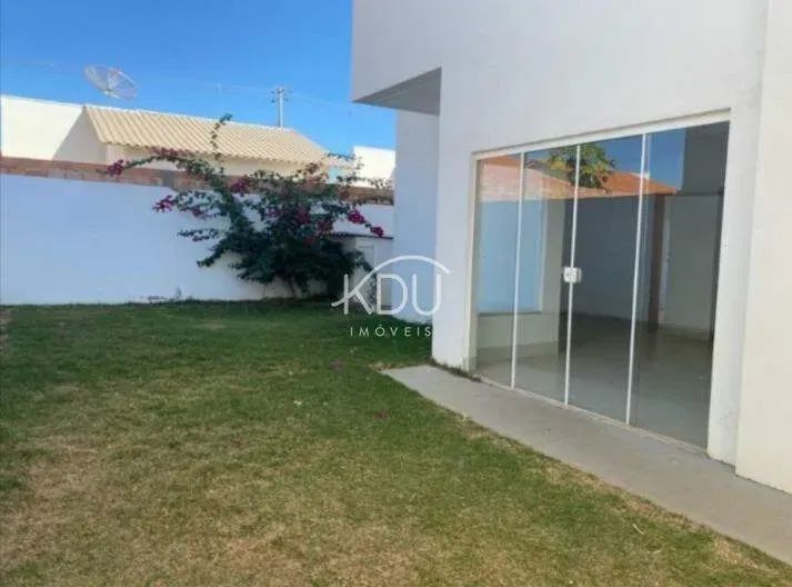 Sobrado com 3 quartos, sendo uma suíte! - Foto 4