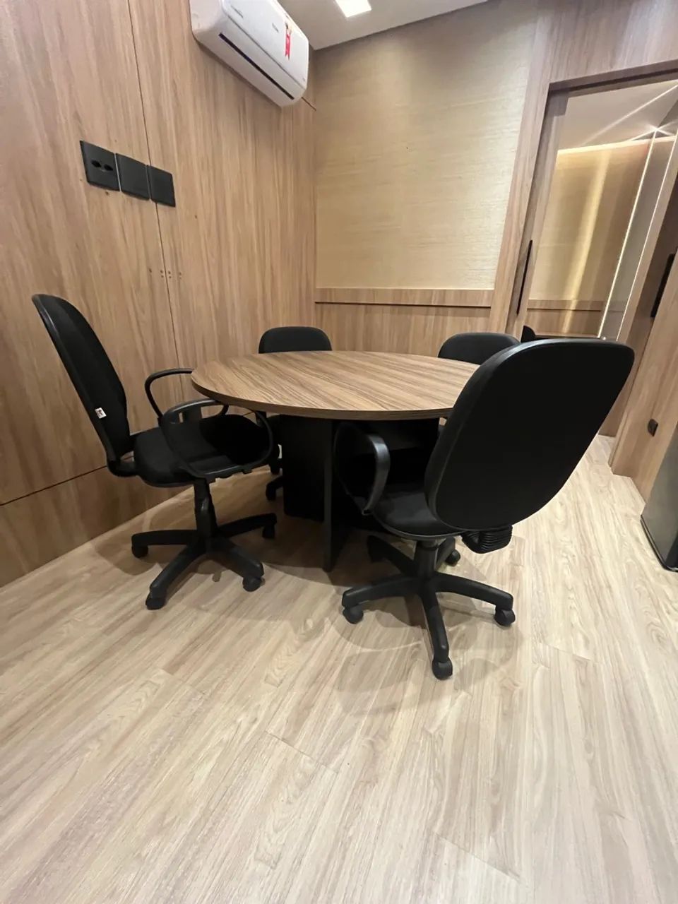 Mesa de Reunião 4 Cadeiras - Foto 4