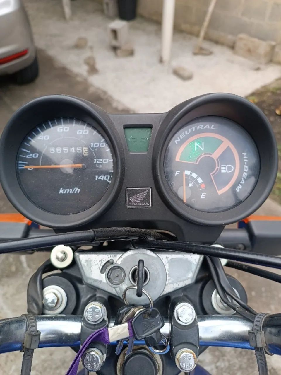 Moto relíquia  - Foto 3