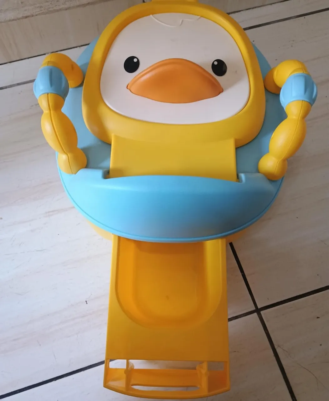 Troninho infantil