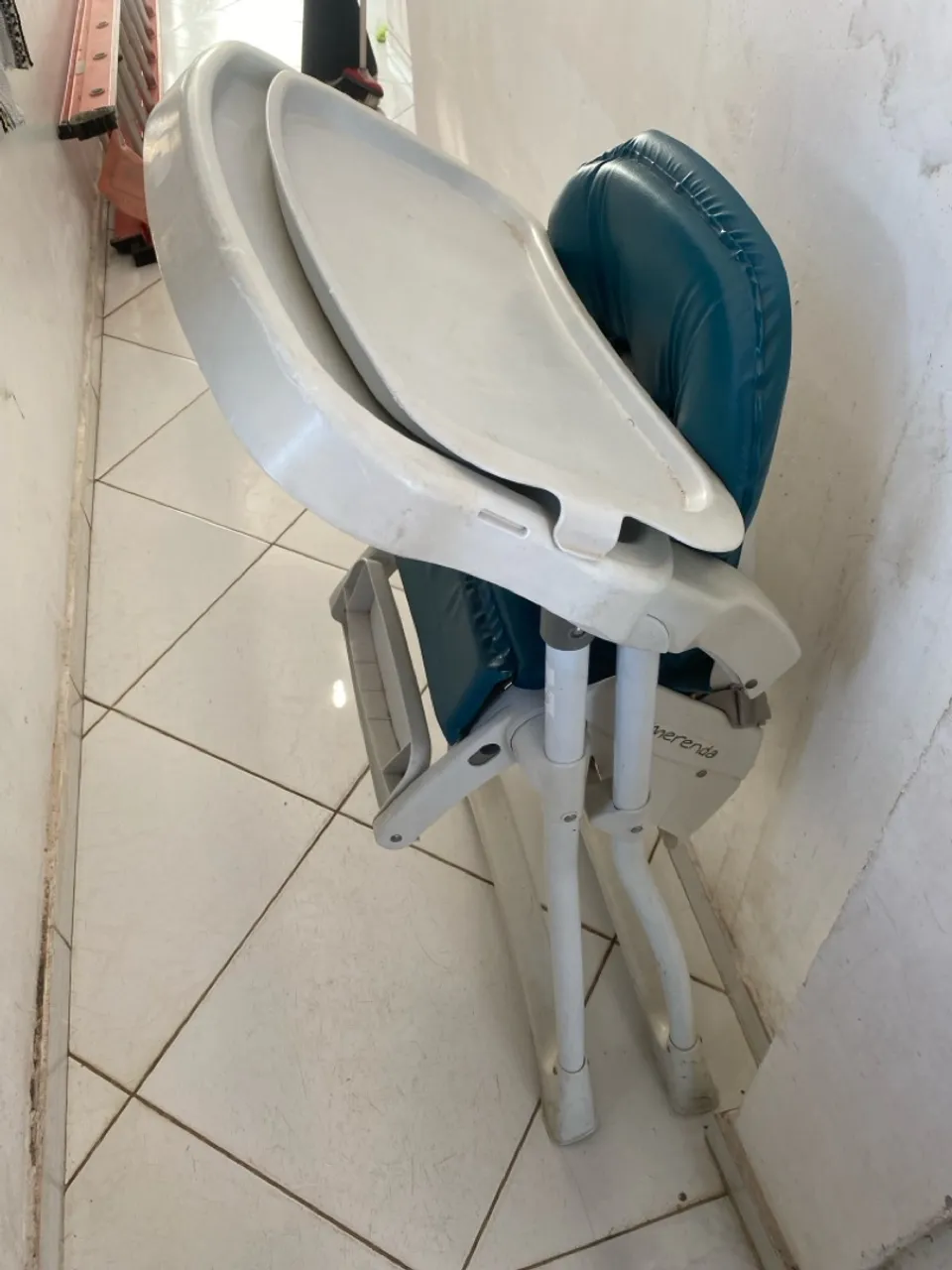 Cadeira Infantil Reclinável - Perfeita para Refeições!