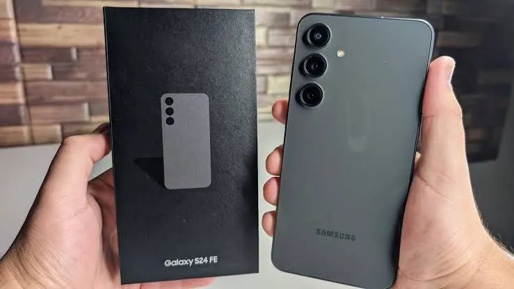 Samsung Galaxy S24 FE 