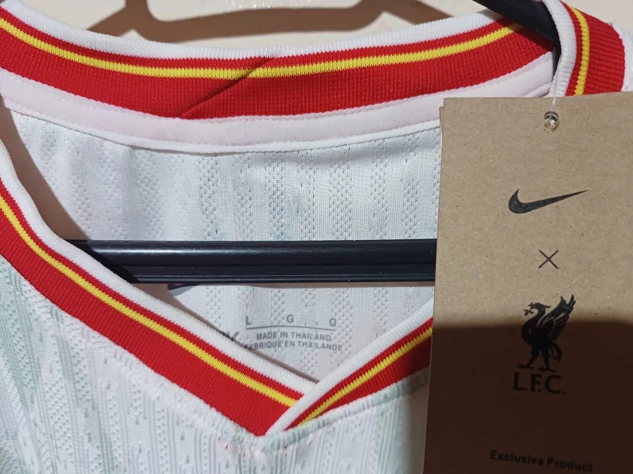 Liverpool Camiseta Nova - Foto 3