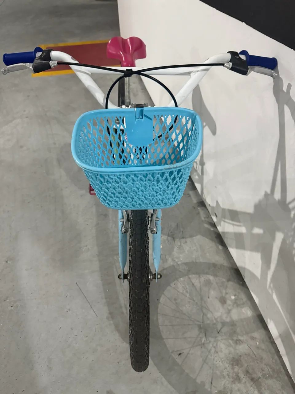 Bicicleta infantil aro 20  - Foto 4