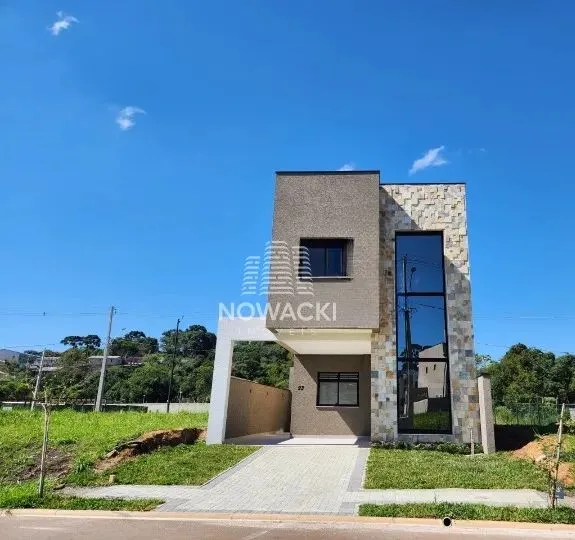 CASA EM CONDOMÍNIO COM 3 DORMITÓRIOS E 2 VAGAS NO SANTA CÂNDIDA