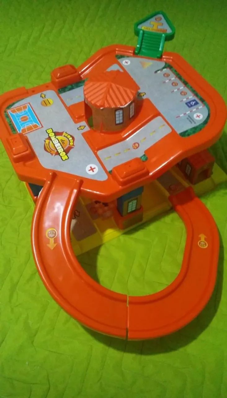 Brinquedo Garagem de Bombeiros MapToy - Foto 5