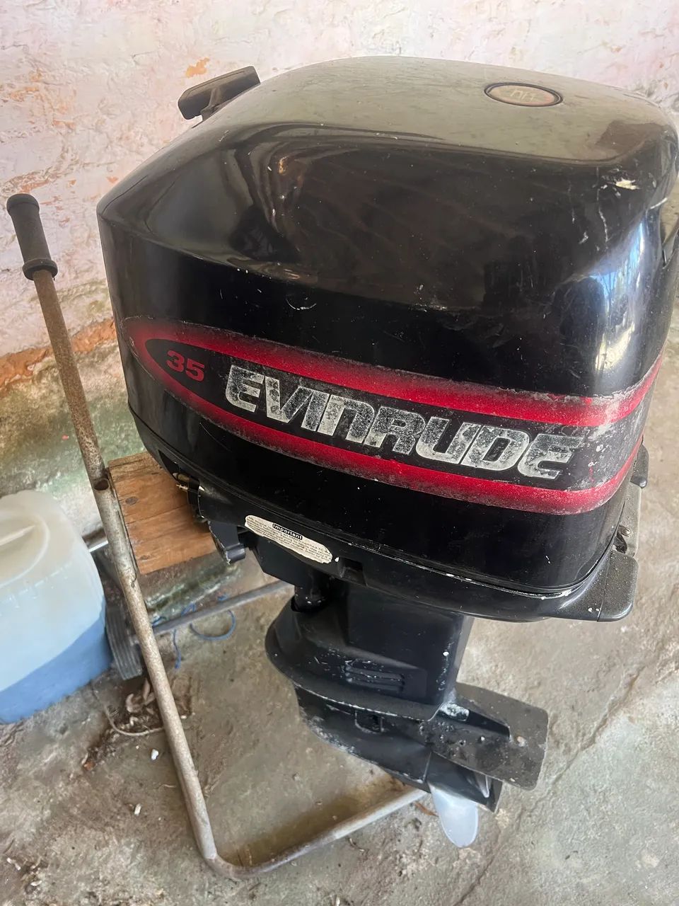 Motor 35 Hp evinrude 3 cilindros  2002 - Foto 2