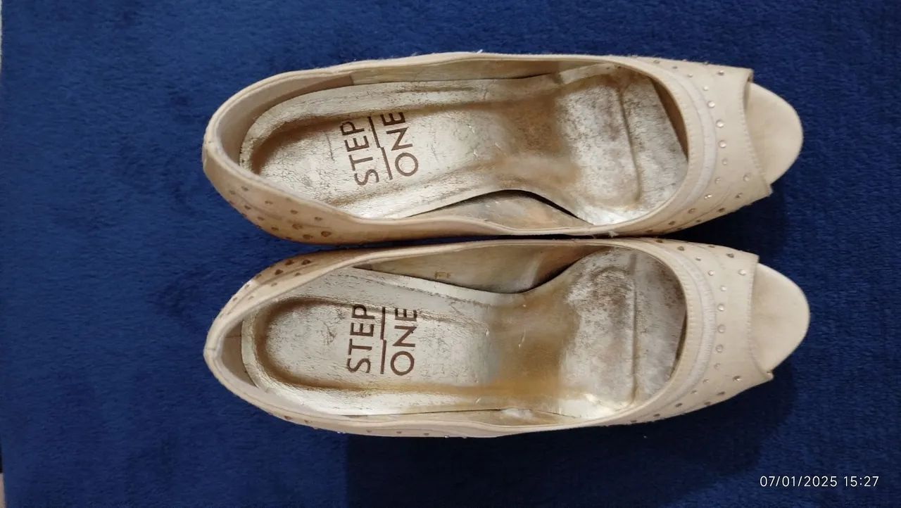 Sandália -Salto feminino dourado com strass - Step One - Foto 5