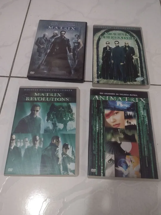 Coletânea original dos filmes Matrix em DVD