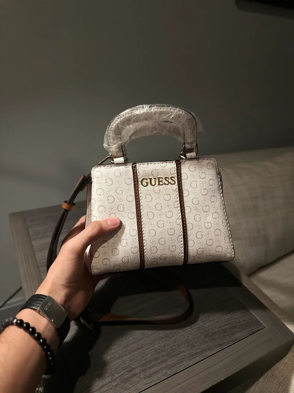 Bolsa Guess Radleigh Bege/Off White ? Nova com Etiqueta, Original Importada EUA