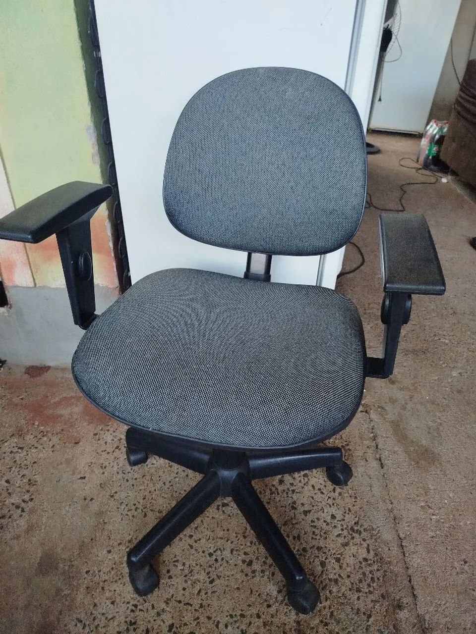 Cadeira para escritório azul - Foto 6