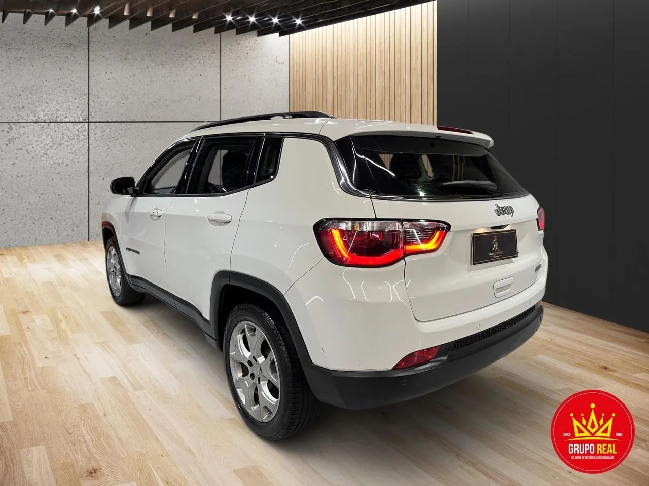 JEEP COMPASS LONGITUDE 2.0 4x2 Flex 16V Aut. - Foto 3
