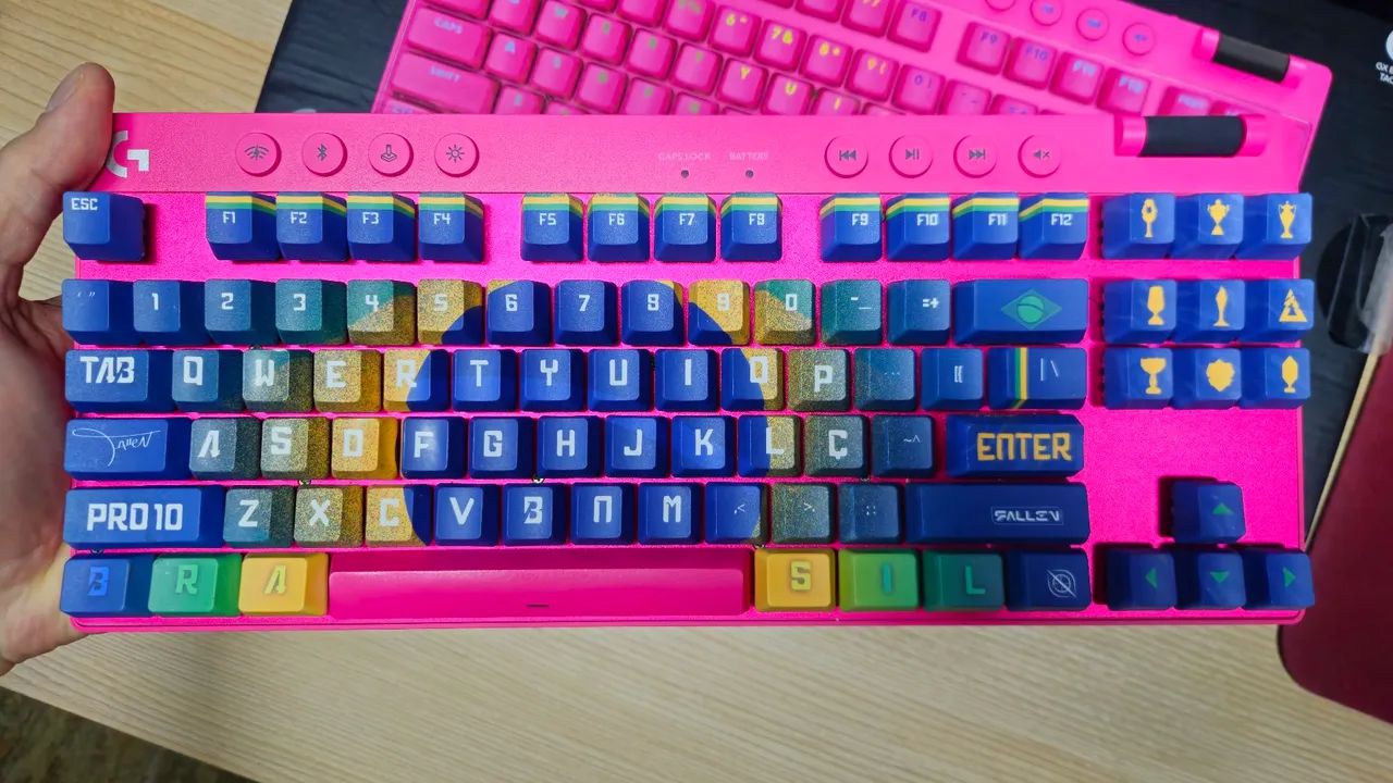 Teclado PRO X TKL sem fio (rosa)64407467973121120