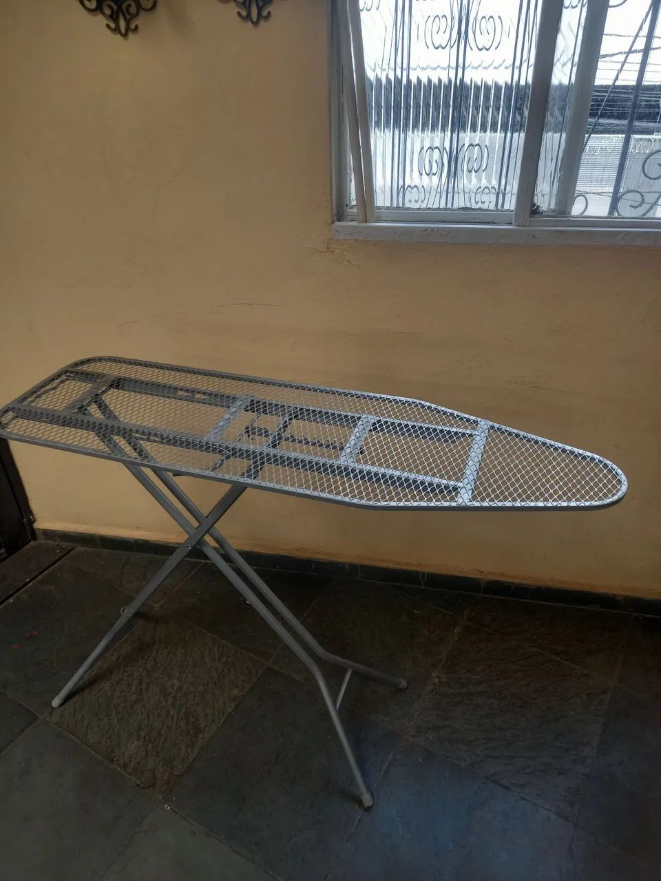 Mesa de passar roupa  - Foto 2