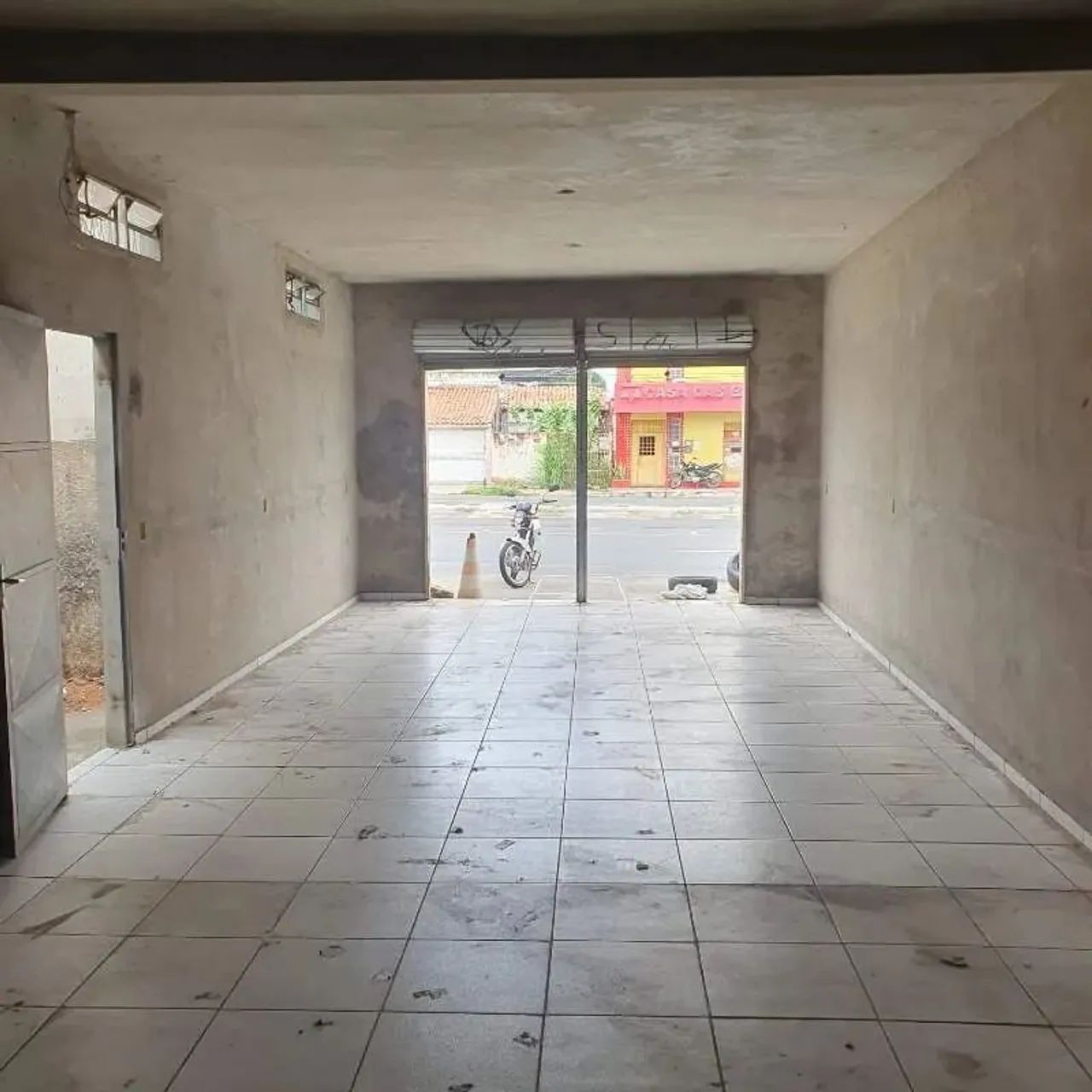 PONTO COMERCIAL NA AVENIDA MIGUEL ROSA - Foto 2