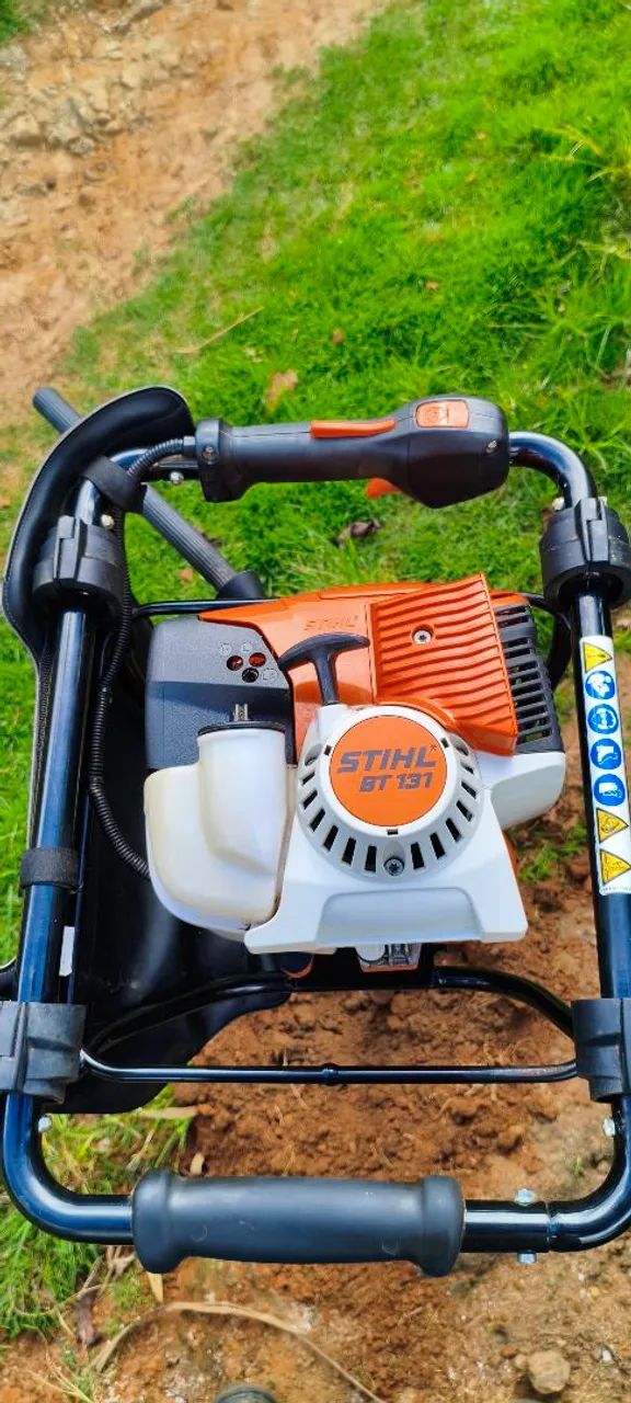 perfurador Stihl BT 131 semi-novo