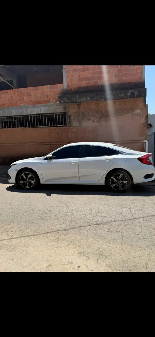 Honda Civic Civic Sedan SPORT 2.0 Flex 16V Aut.4p 2017