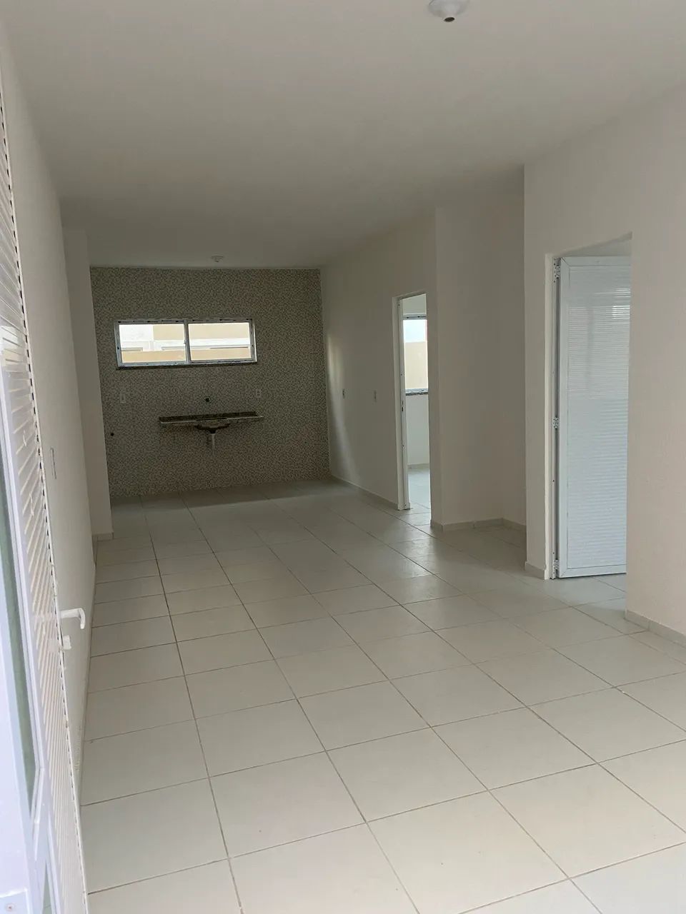 Alugo Apartamento - Itaitinga