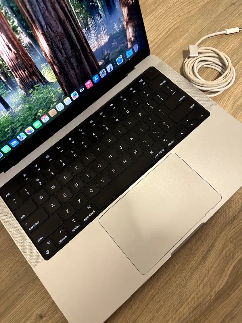 MacBook Pro 14 - M1 / 16GB RAM / 512GB SSD - Impecável - Notebooks