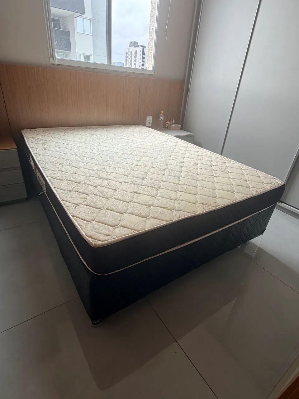 COLCHÃO CASAL E CAMA BOX 