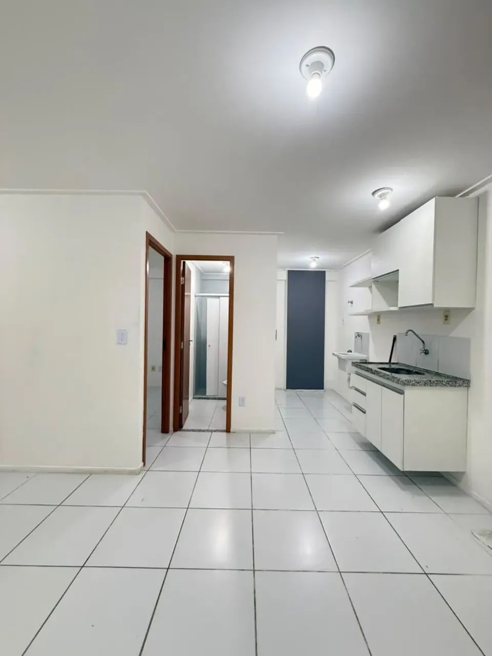 Quarto e sala com fixos no farol-53m2- próx ao cesmac. - Foto 3