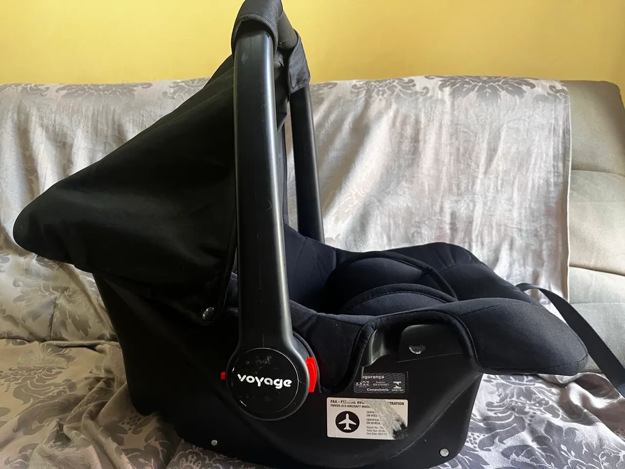 Vende-se Bebê Conforto Voyage  - Foto 3