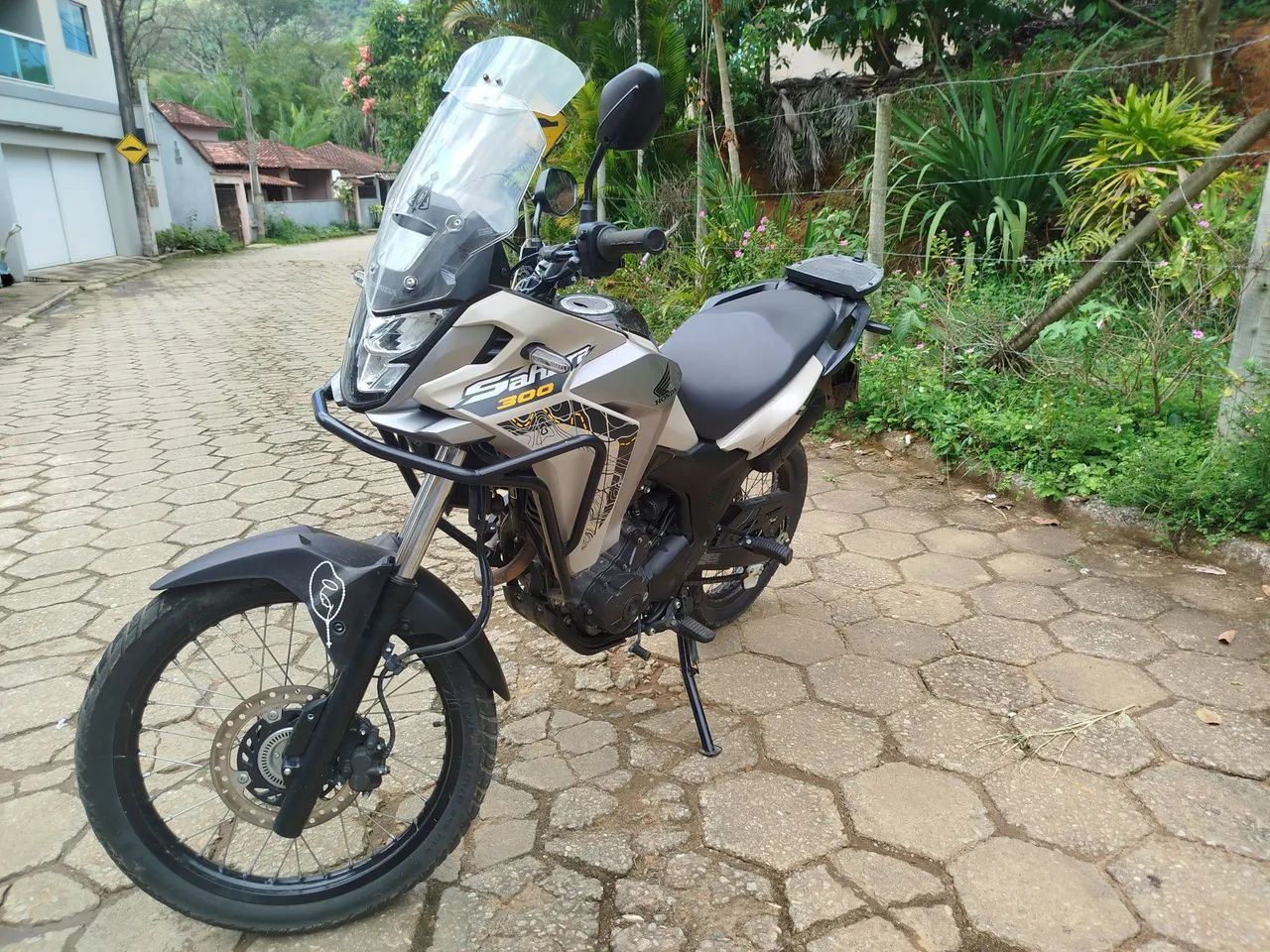 Sahara 300cc 2024.