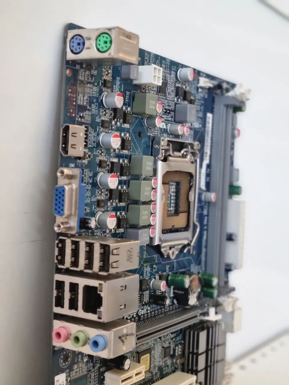 Placa Mãe ECS Socket 1155 com HDMI Espelho Ótimo Estado  - Foto 5