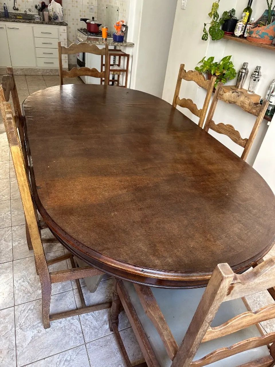 Conj. Mesa e cadeiras de madeira maciça 