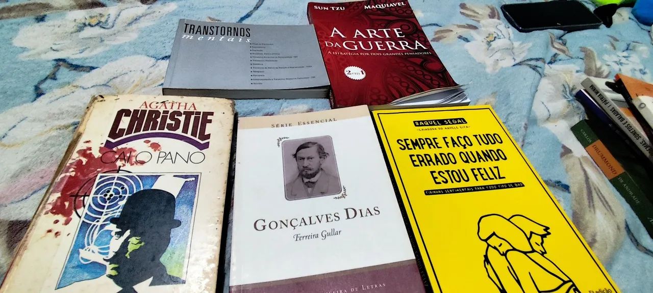 Livros variados  - Foto 3