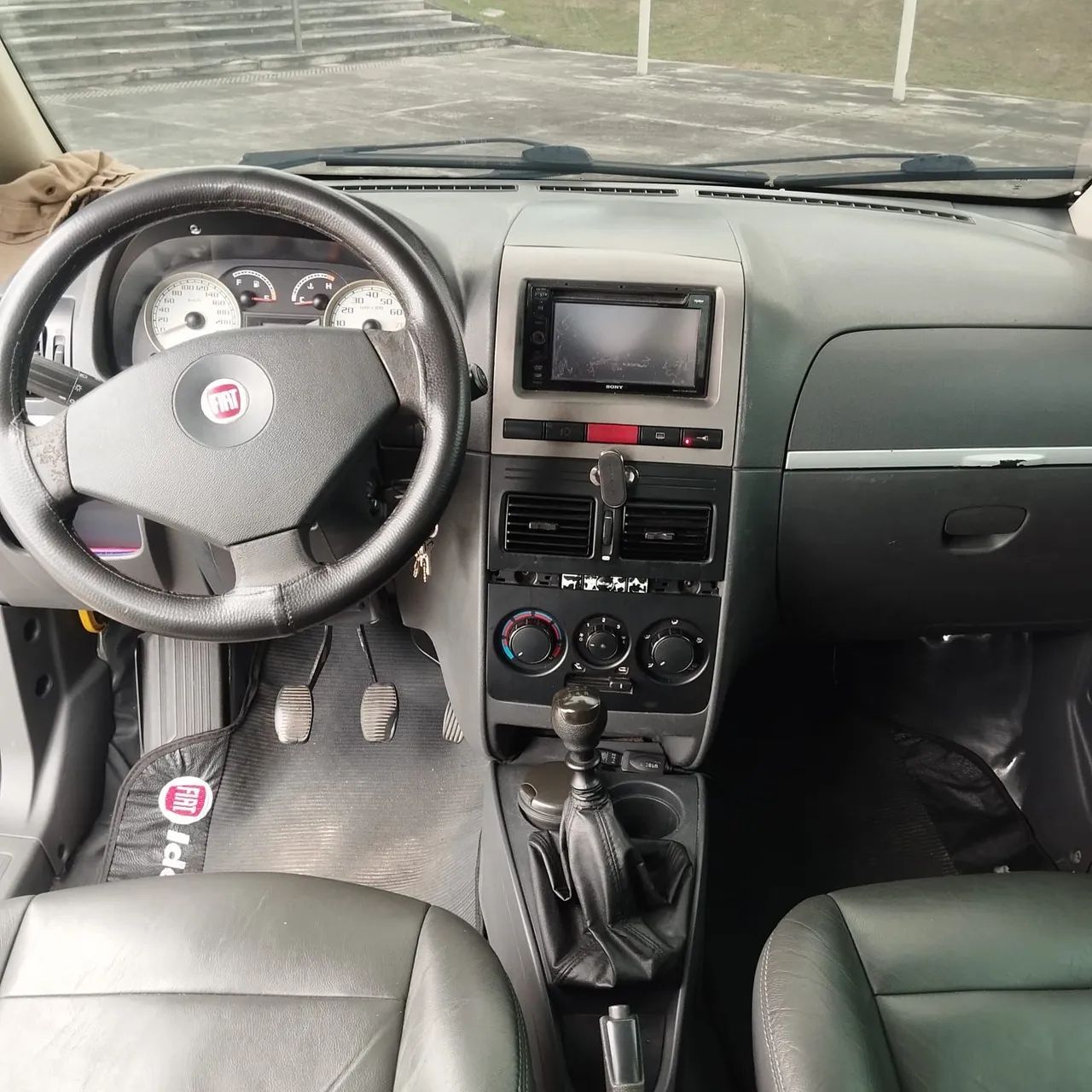 Fiat Idea Idea ELX 1.4 mpi Fire Flex 8V 5p 2010