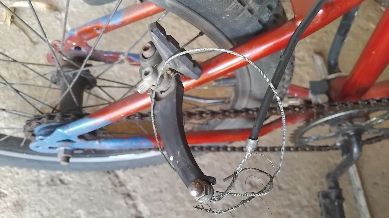 Bicicleta usada para reforma - Foto 3