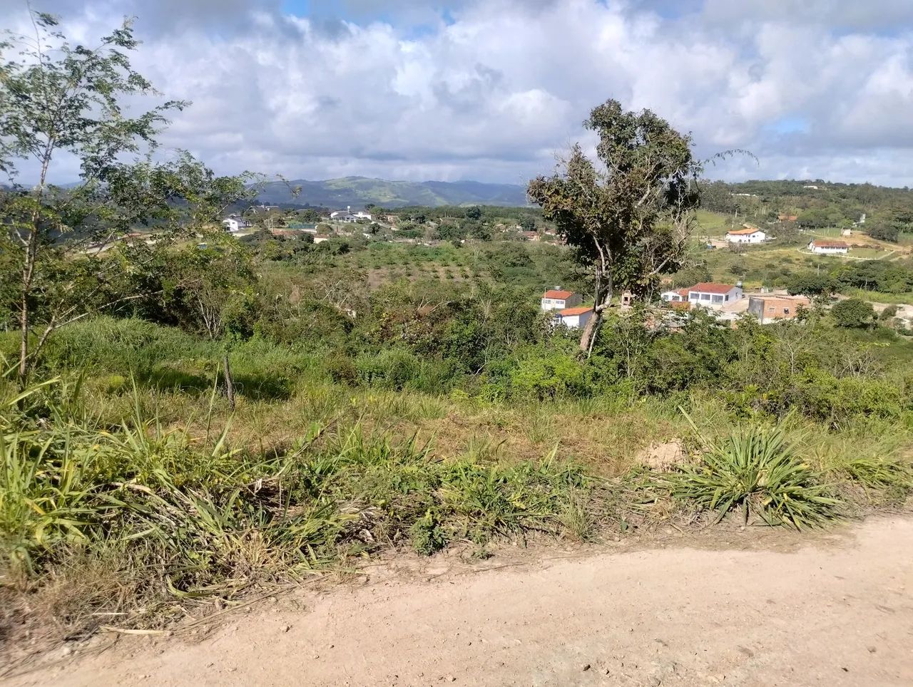 Vendo terreno em Gravatá , atrás da PRF 